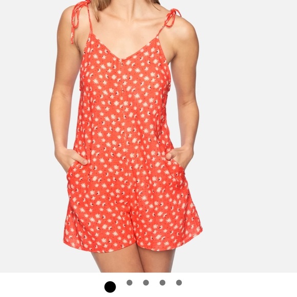 Hurley’s Naturals Tie Strap Romper Medium - Picture 3 of 6